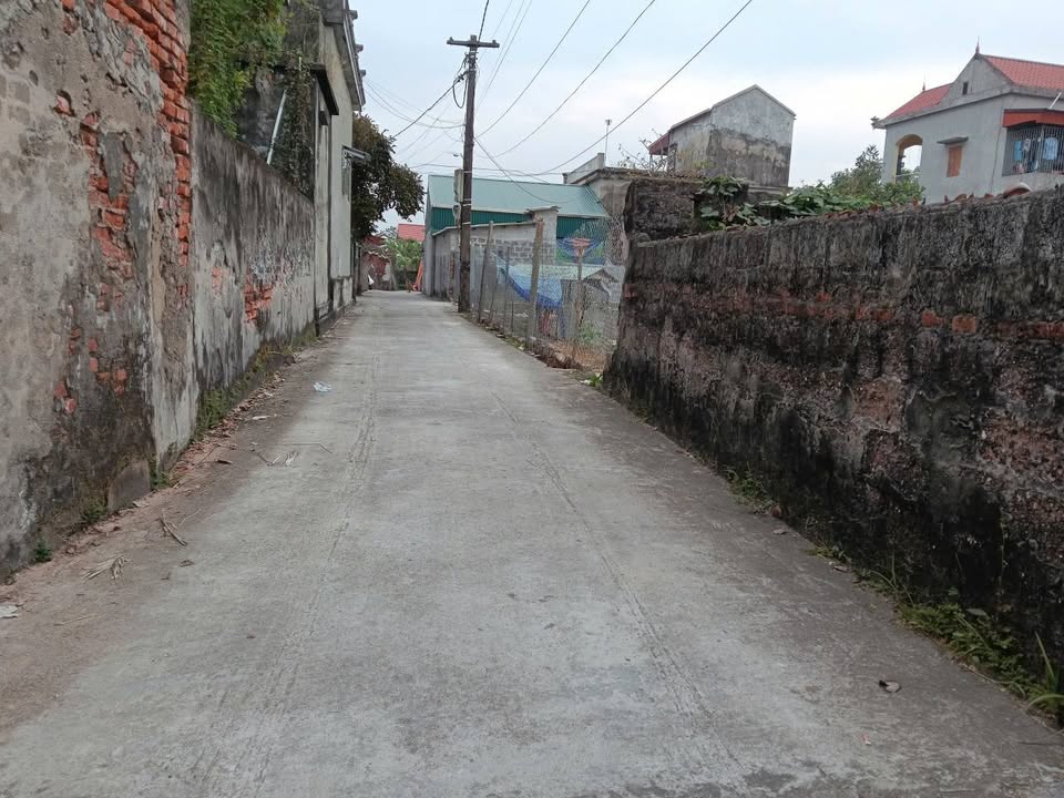 Đất nền Kiến Xương Thái Bình 105m² giá 400 triệu - Ngõ ô tô vào tận đất!