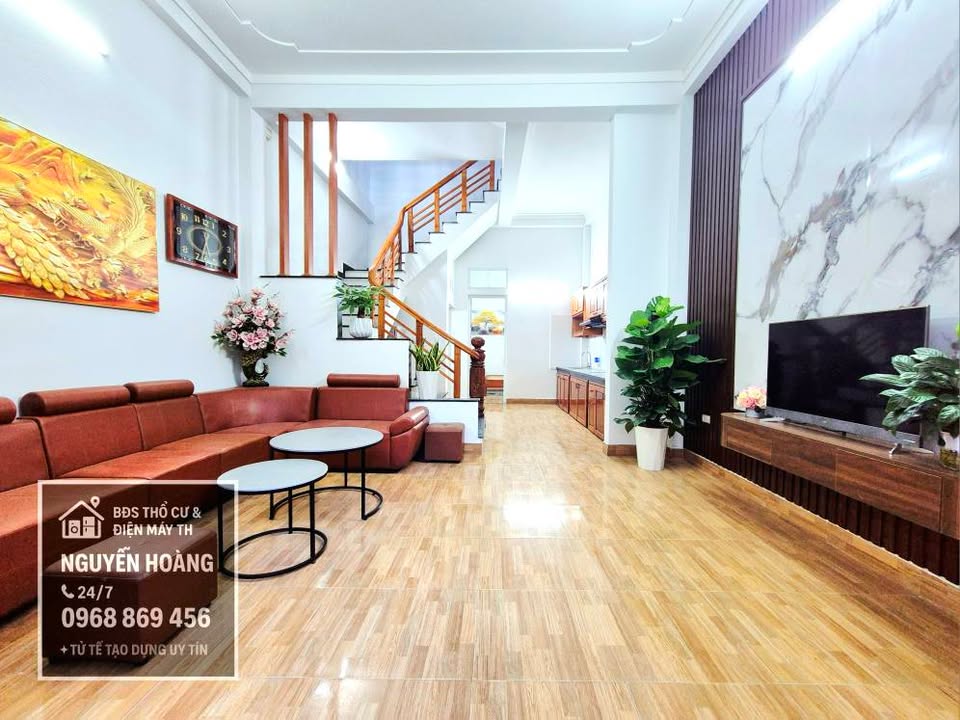 Nhà phố Quảng Hưng 64m² giá 2,xx tỷ - Đầy đủ tiện ích, sẵn sàng ở ngay!