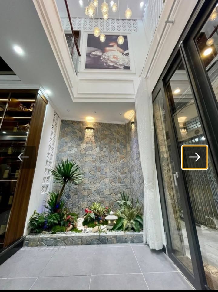 Nhà phố Ngọc Khánh Ba Đình 52m² giá thỏa thuận - Đẹp như khách sạn 5 sao!