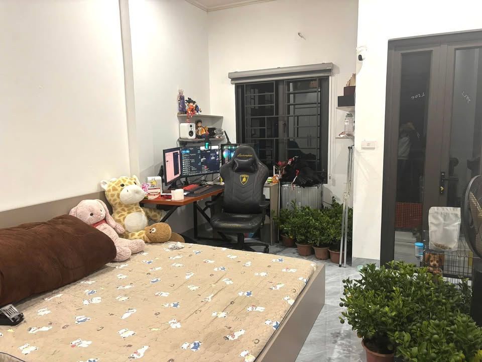 Căn hộ cho thuê Đức Giang Long Biên 30m² giá 4.5 triệu - Không gian riêng tư, đầy đủ tiện nghi!