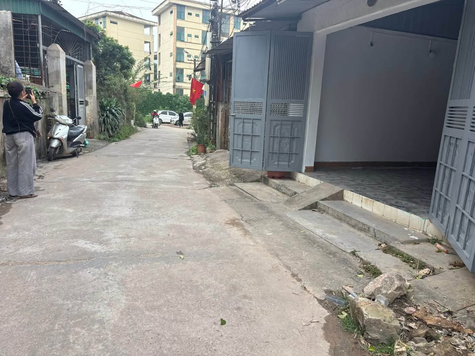 Nhà cấp 4 Thái Nguyên 100m² giá 1.2 tỷ - Mặt tiền 5m, ô tô vào tận nơi!