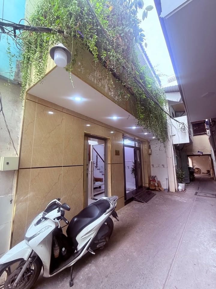 Nhà phố Tân Bình 25.6m² giá 4 tỷ - Địa điểm kinh doanh đắc địa