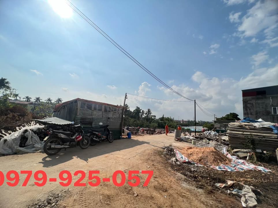 Đất nền Thanh Sơn Uông Bí 100m² giá 600 triệu - Dân cư đông đúc, giao thông thuận lợi!