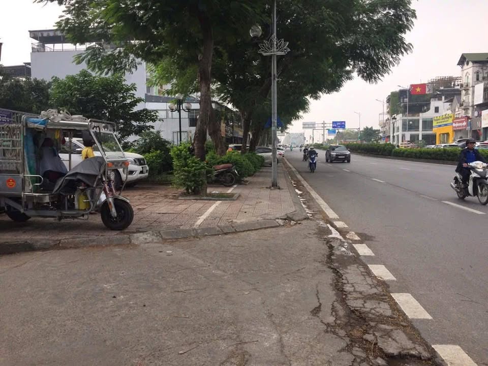 Mặt bằng FrontHouse Nguyễn Văn Cừ Long Biên 970m² giá 90 tỷ - Đầu tư sinh lời cực tốt!