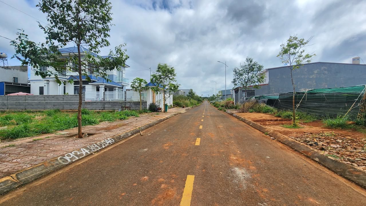 Đất thổ cư Khu Tái Định Cư Hòa Thắng 120m² giá 2.1 tỷ - Đầu tư tiềm năng!