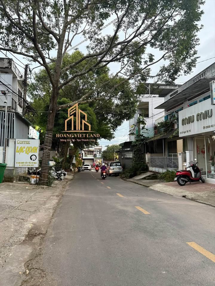 Nhà mặt tiền Ngô Tất Tố, Buôn Ma Thuột 356.89m² giá 16 tỷ - Đầu tư sinh lời ngay!