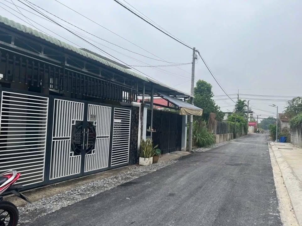 Nhà cấp 4 Củ Chi 150m² giá 2.8 tỷ - Bán gấp, đầy đủ tiện nghi!