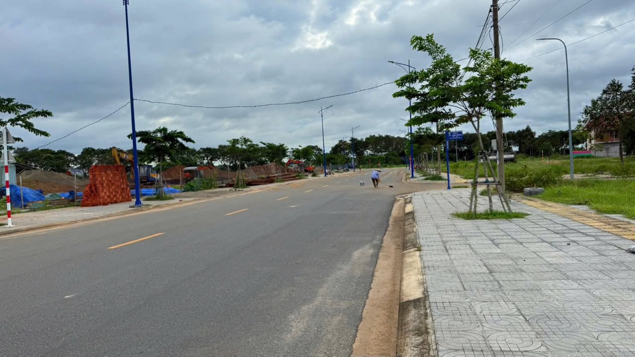 Đất Bà Rịa mặt tiền đường Nguyễn Lân 95m² giá 2.95 tỷ - Cơ hội đầu tư hấp dẫn!