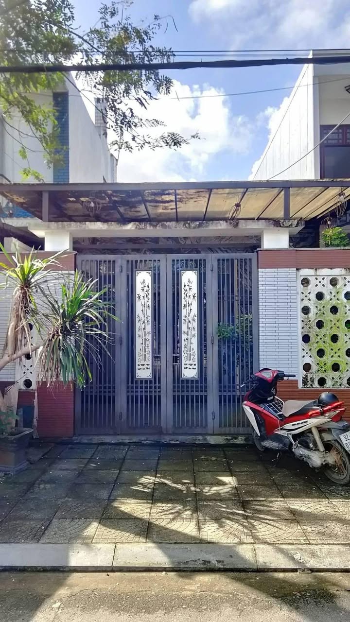 Nhà đẹp Tân An Hội An 93m² giá 4 tỷ - Hướng Đông Bắc, mặt tiền đường nhựa lớn!