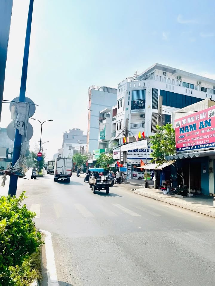 Nhà mặt tiền Bình Hưng Hoà, quận Bình Tân 86m² giá 8 tỷ - Kinh doanh đa ngành nghề!