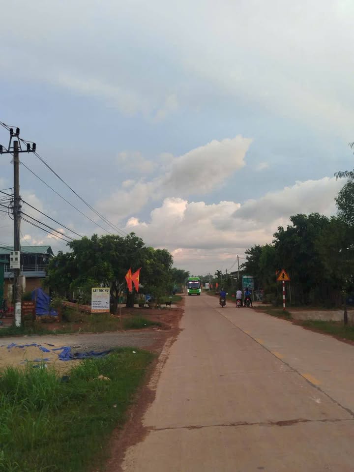 Đất nền Ea Rốk Đắk Lắk 420m² - Kinh doanh sầm uất ngay trục tỉnh lộ 1!