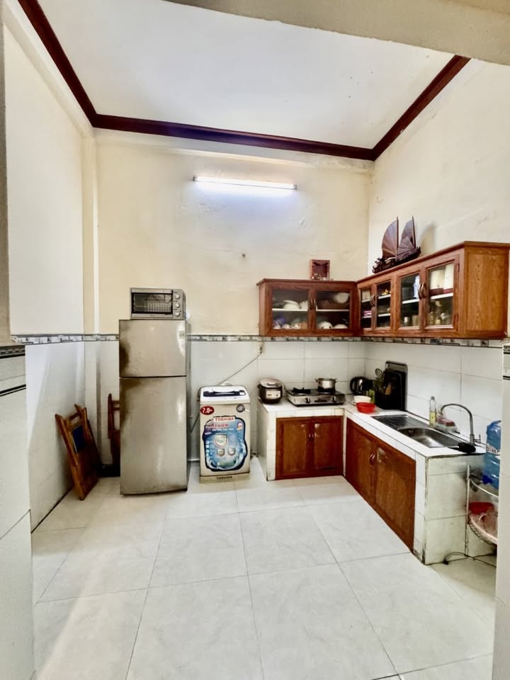 Nhà phố Tân Bình 75m² giá 8.9 tỷ - Hẻm thông thoáng, ô tô vào tận nhà!