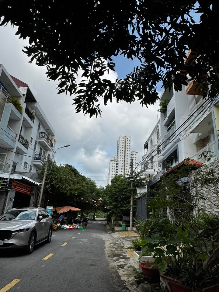 Nhà mặt tiền kinh doanh Bùi Điền, Q8, 52m², giá 8 tỷ - Đầu tư sinh lời ngay!