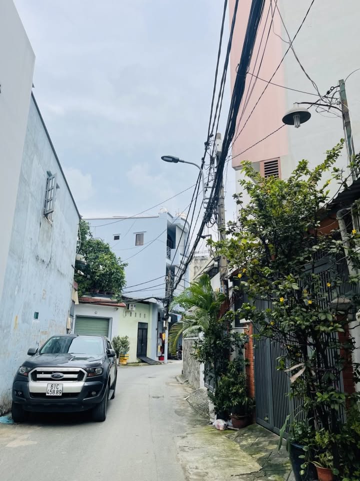 Nhà phố quận Tân Bình 67.2m² giá 9.4 tỷ - Hẻm thông ô tô vào tận nhà!