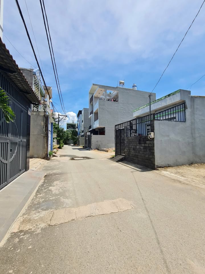 Đất nền 73.1m² tại KDC Hẻm 730 Lã Xuân Oai, Quận 9 giá 4.999 tỷ - Tiềm năng đầu tư cao!