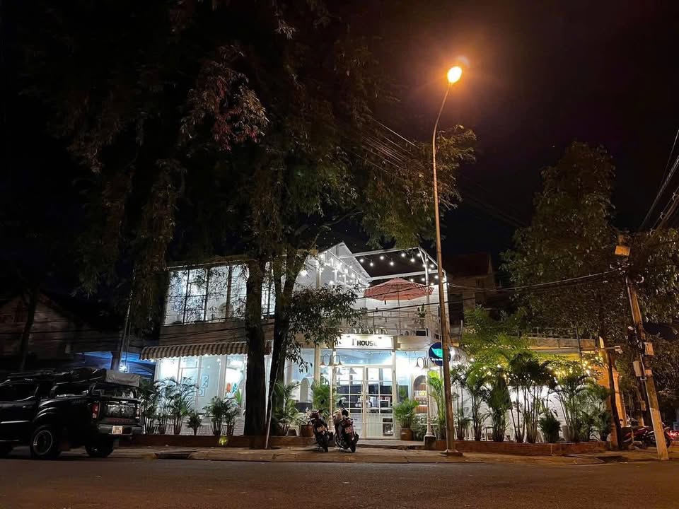 Đất nền Thủ Dầu Một 275m² giá 14 tỷ - Lô góc 2 mặt tiền kinh doanh tuyệt vời!