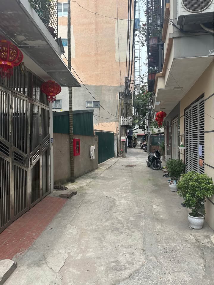 Nhà riêng Ngọc Thụy Long Biên 73m² giá 14 tỷ - Sổ đỏ chính chủ, gara ô tô