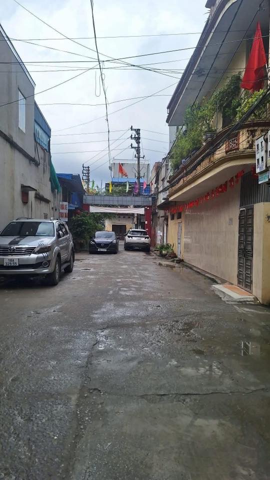 Nhà 3 tầng lô góc Hạ Long, Nam Định 66m² giá 4.1 tỷ - Vị trí đắc địa, ô tô tránh nhau!