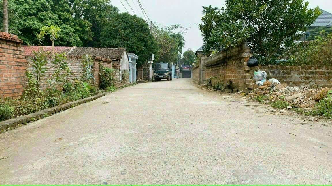 Đất thổ cư Tân Xã Thạch Thất 139m² giá 5 tỷ - Mặt tiền rộng, chính chủ bán!