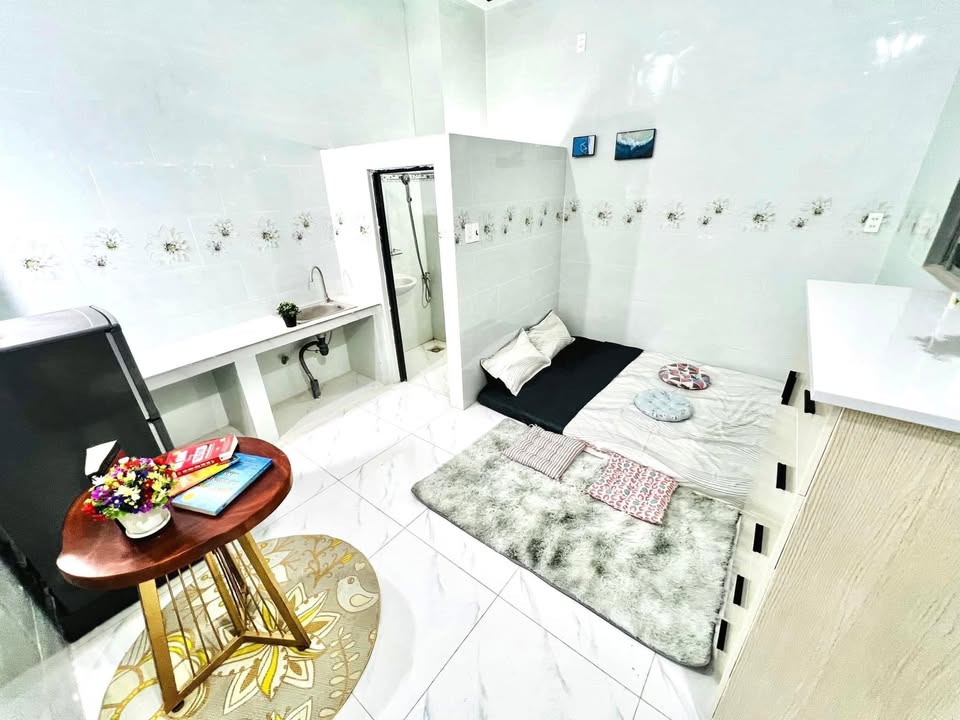 Phòng cho thuê tại 98 Vườn Lài, Tân Phú - Nội thất đầy đủ, giờ giấc tự do!