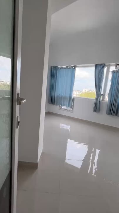 Phòng cho thuê tại 26 Trần Quý Cáp, Bình Thạnh - Siêu rộng, ánh sáng tự nhiên tràn ngập!