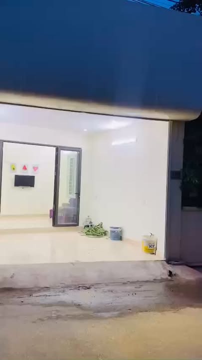 Nhà mặt đường Nguyễn Chí Thanh, Vinh 45m² giá 4.5 triệu - Vừa ở vừa kinh doanh thuận lợi!