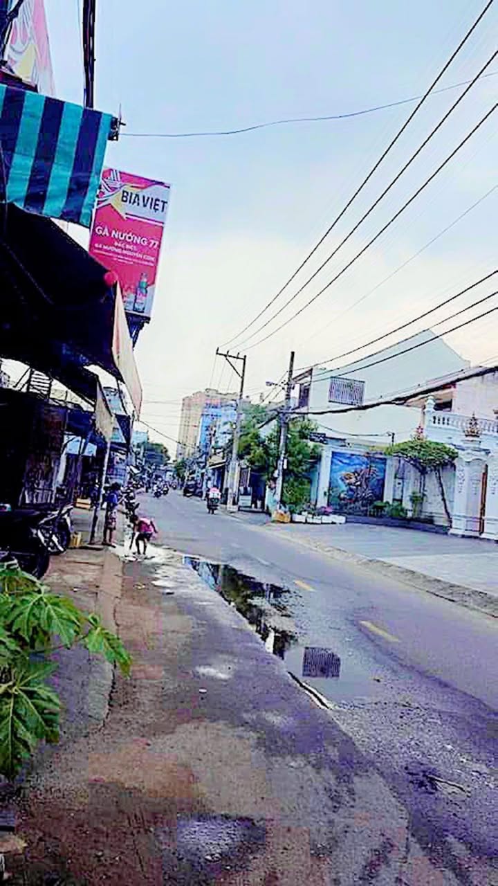 Mặt tiền 86 Lê Văn Quới, Bình Tân 69.5m² giá 8.55 tỷ - Đầu tư sinh lời ngay!