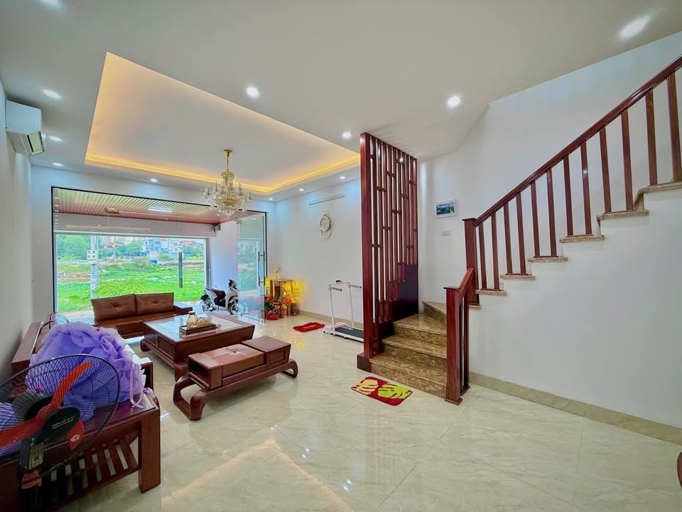 Nhà 2 mặt đường Phường Đồng Quang Thái Nguyên 100m² giá 5.2 tỷ - Thiết kế hiện đại, tiện nghi!