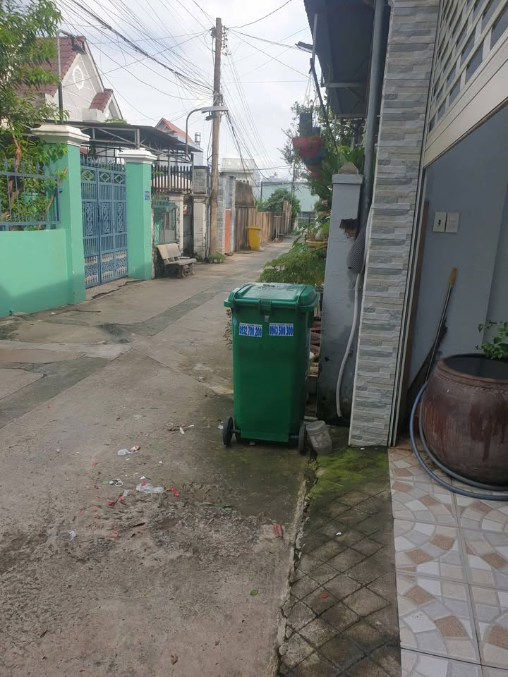 Nhà phố Biên Hòa 180m² giá 4.5 tỷ - Chính chủ bán gấp!