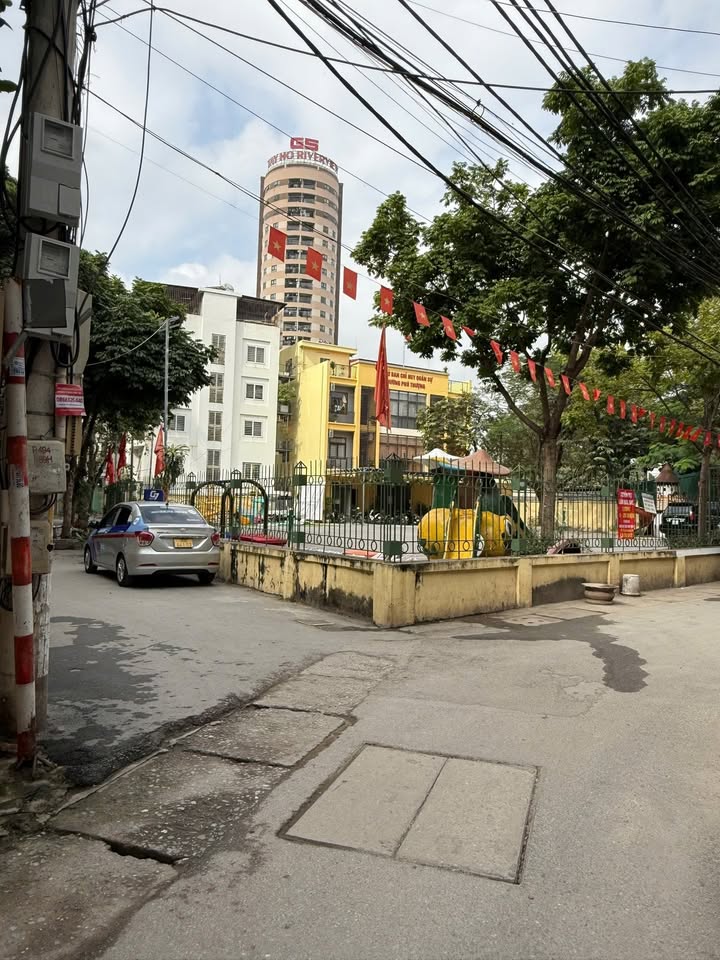 Bán đất Phú Thượng 60m² giá 15 tỷ - Kinh doanh sầm uất, ô tô vào tận nơi!