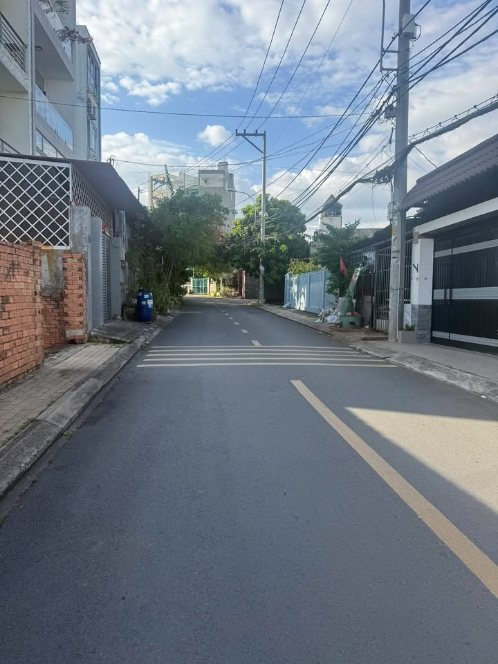 Bán gấp FrontHouse 123m² Tăng Nhơn Phú A, Quận 9 - Mặt tiền đường lớn 9m