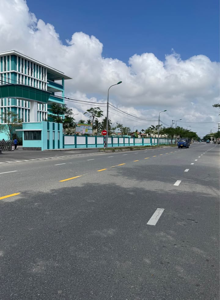 Nhà phố hiện đại 59.9m² tại Mai Đăng Chơn, Ngũ Hành Sơn - Giá chỉ 3.05 tỷ, dọn vào ở ngay!