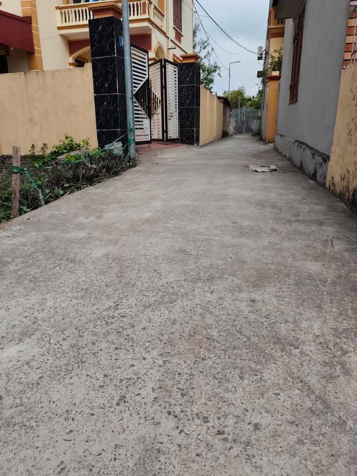 Đất nền Phú Thị Gia Lâm 42m² giá 3 tỷ - Sổ đỏ chính chủ, tiện ích đẳng cấp!