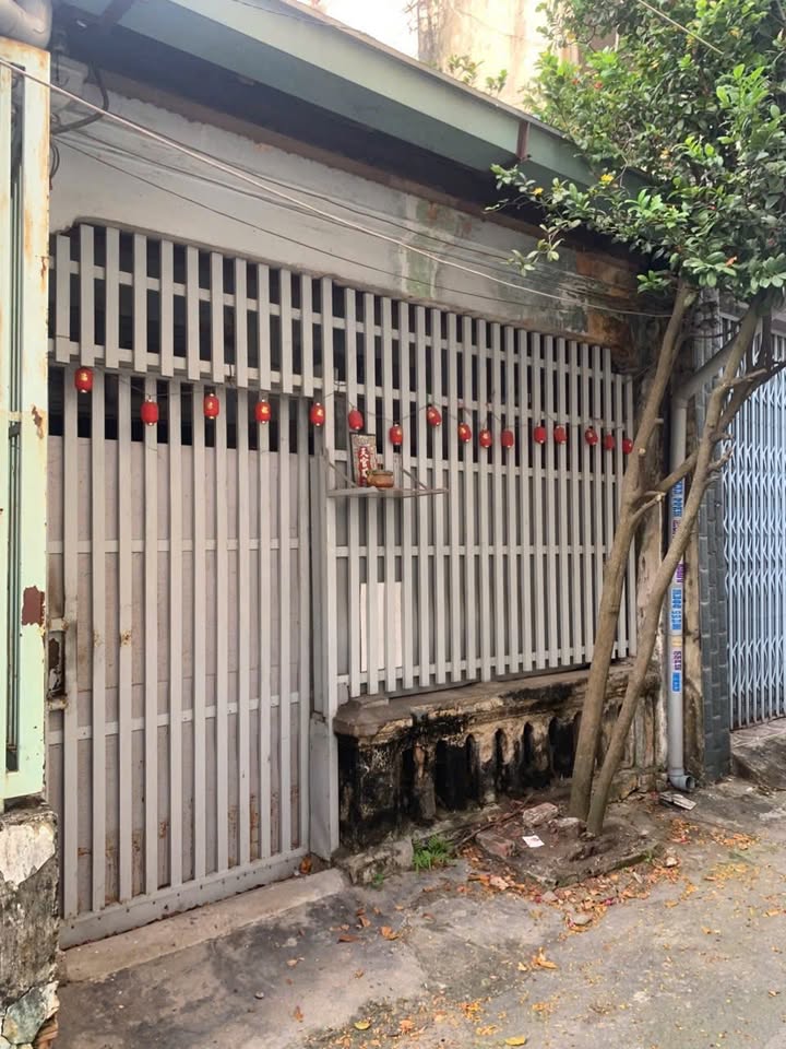 Nhà bán phường Trung Dũng, Biên Hòa 75m² giá 2.8 tỷ - Hướng Đông tiện lợi!