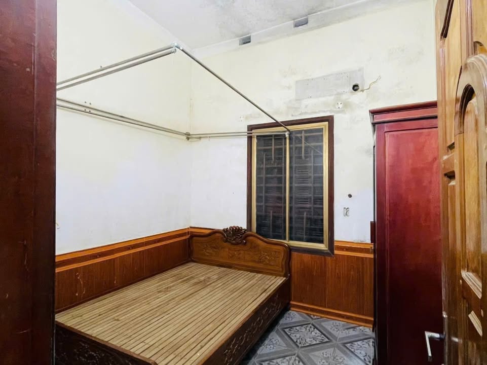 Nhà cho thuê C4 ngõ Lê Khôi, Vinh 145m² giá 4.5 triệu - Nội thất đầy đủ!