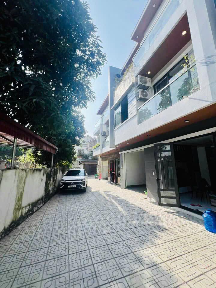 Nhà 3 tầng full nội thất tại Quang Trung, Thái Nguyên - Giá thuê chỉ 11 triệu!