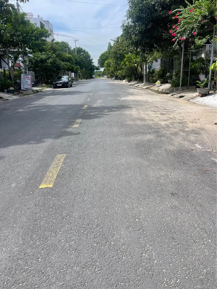 Đất mặt tiền Tân Trào Tuy Hòa 100m² - Cơ hội đầu tư không thể bỏ lỡ!