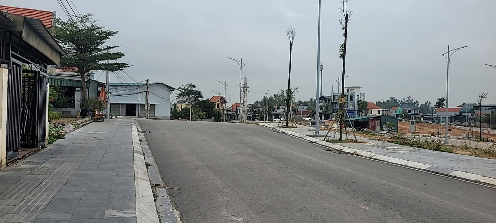 Nhà 2 tầng Giếng Đáy Hạ Long 75m² giá 1 tỷ - Tiện ích trung tâm, xe ô tô đỗ cửa!