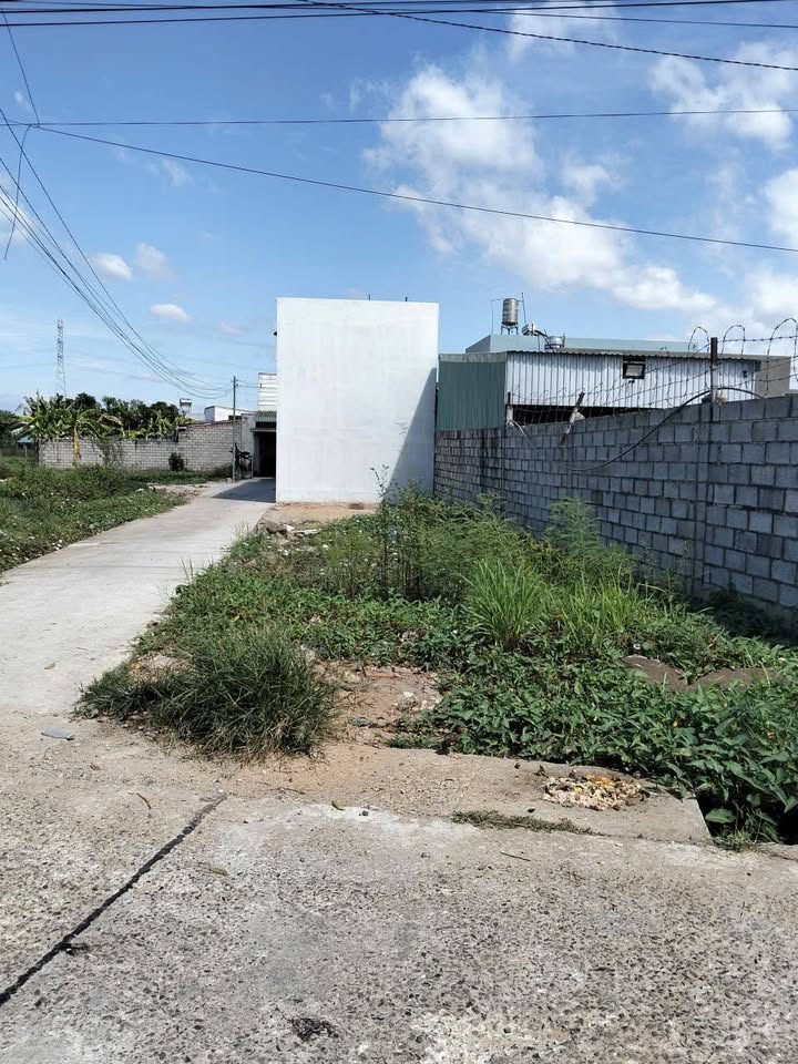 Đất thổ cư Lô góc 100m² đường Ngô Đức Tốn, Phong Nẫm - Giá 1,2 tỷ thương lượng!