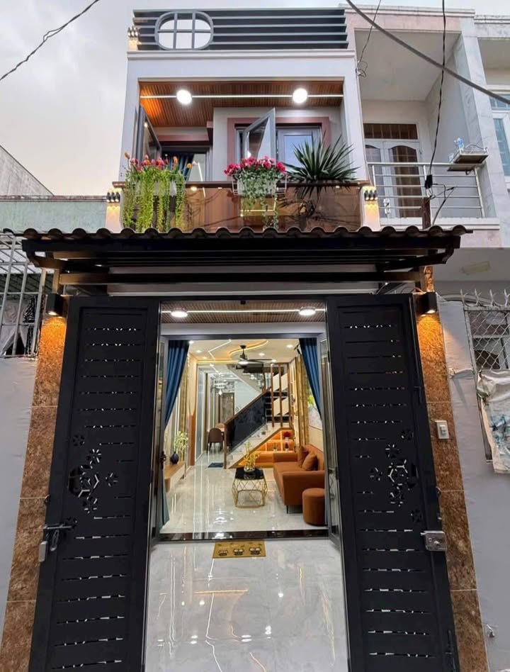 Nhà phố Quốc lộ 50, xã Phong Phú, Bình Chánh 60m² giá 960 triệu - Sổ hồng riêng sang tên ngay!