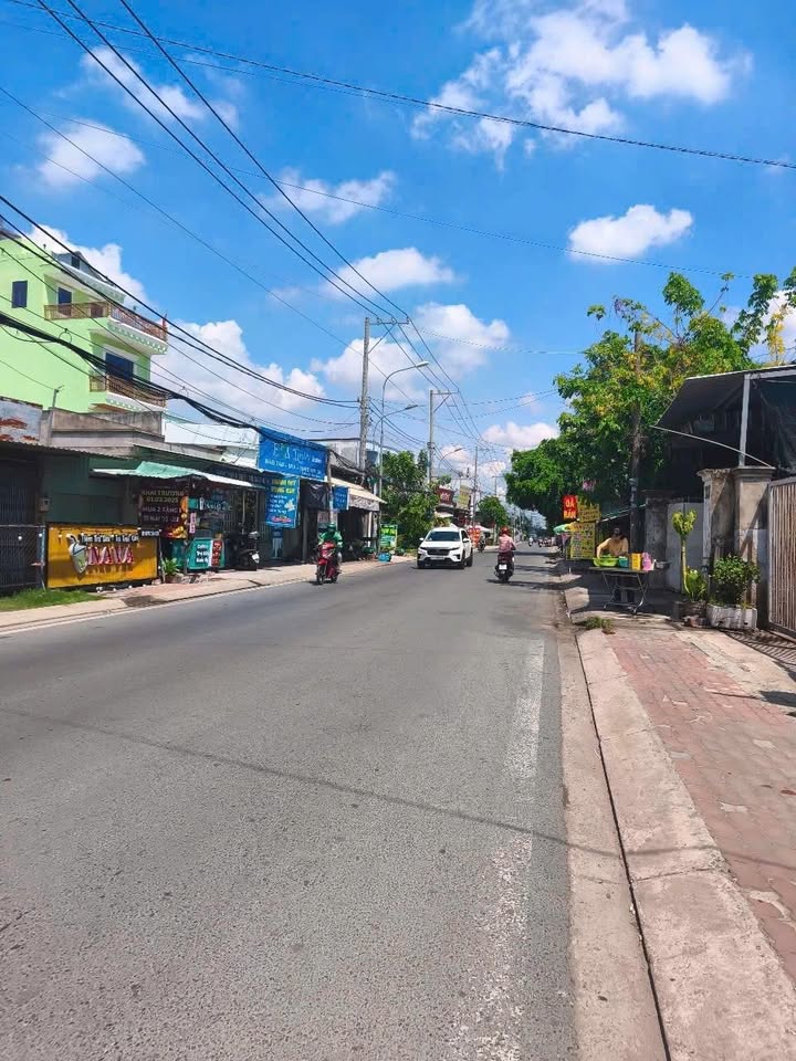 Nhà mặt tiền Đoàn Nguyễn Tuấn Bình Chánh 177m² giá 6.5 tỷ - Đầu tư sinh lời ngay!