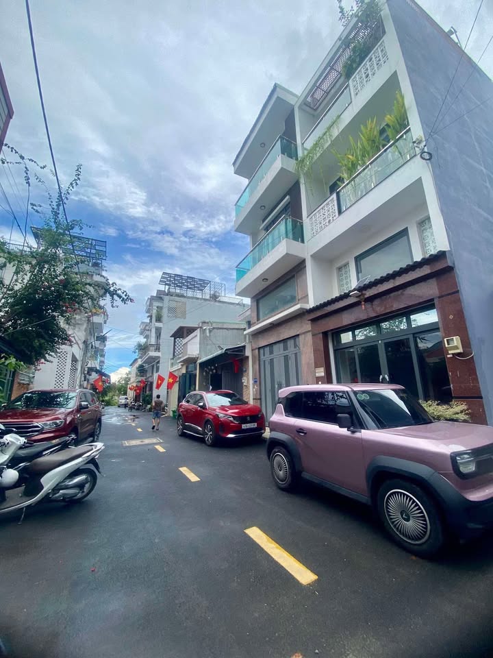 Đất An Phú Đông Q12 67m² giá 3.95 tỷ - Bán đất tặng nhà cấp 4 ở ngay!