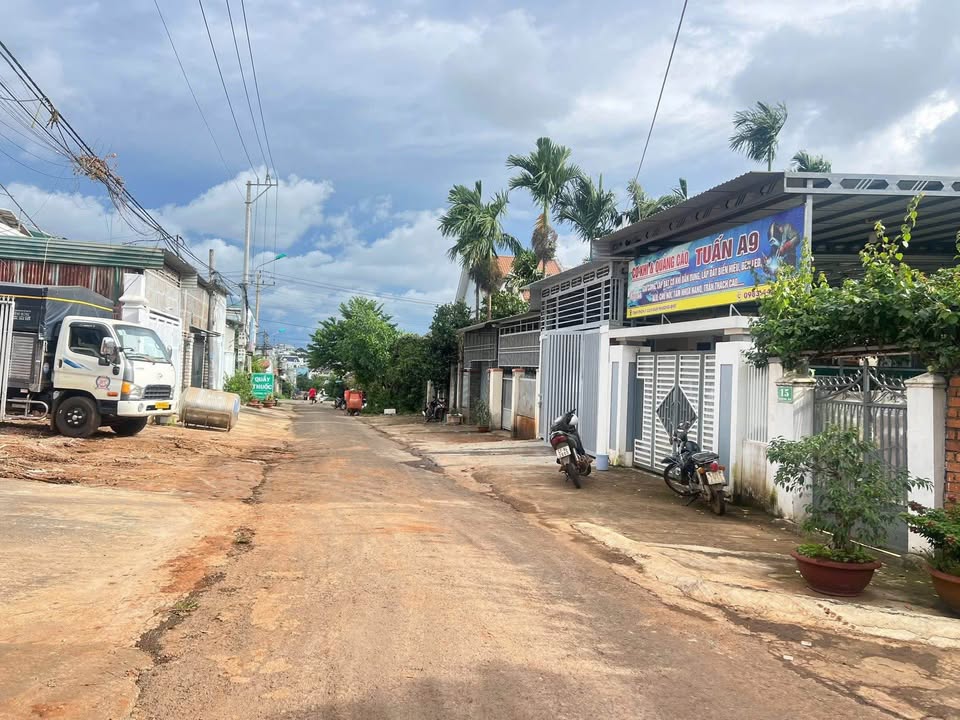 Cặp nhà liền kề đường A9, Buôn Ma Thuột 100m² - Đầu tư sinh lời ngay!