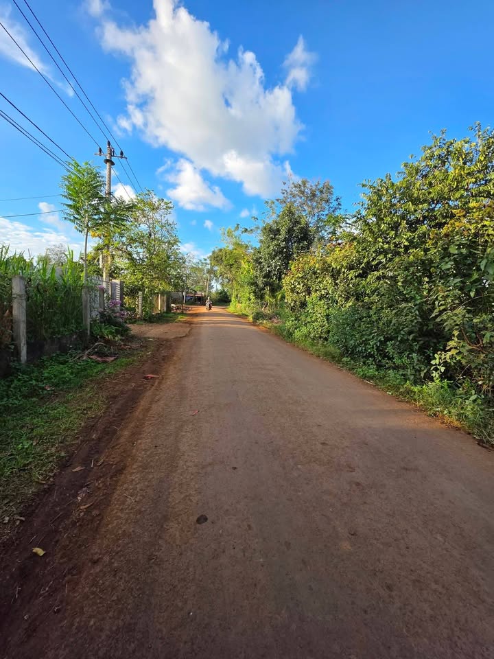 Đất thổ cư mặt tiền đường Kroa A, Cuôr Đăng 952.5m² giá chỉ 1 tỷ - Cơ hội đầu tư tuyệt vời!