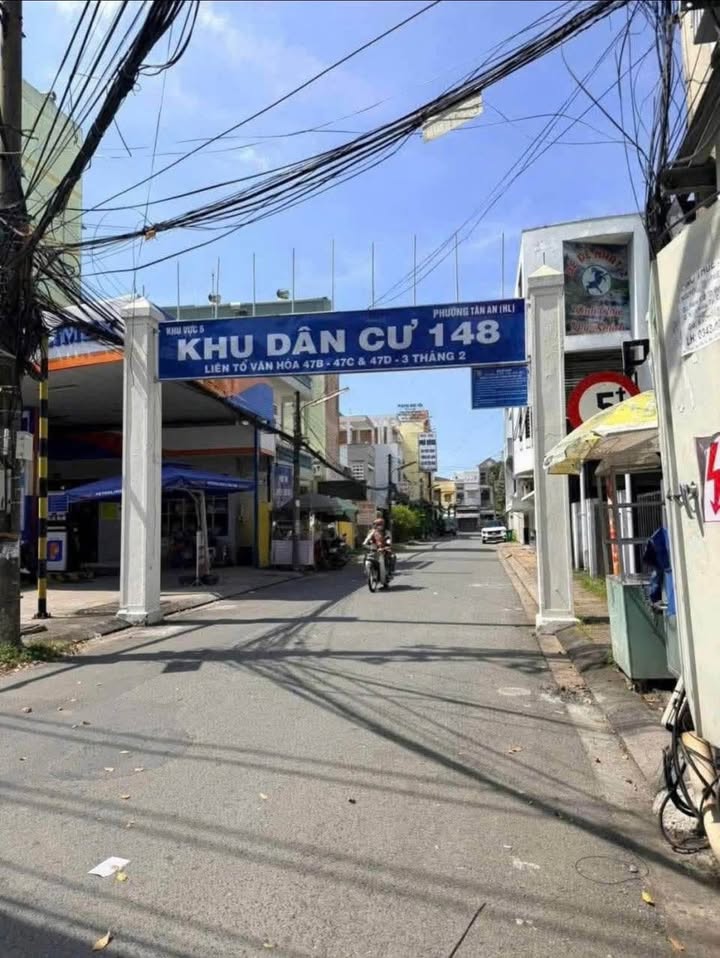 Nhà trệt 2 lầu KDC 148 đường 3/2, quận Ninh Kiều, 227m² giá 15,5 tỷ - Thương lượng hợp lý!