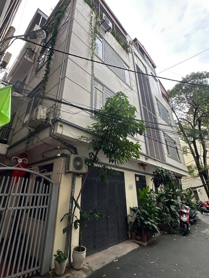 Nhà phân lô đường Nguyễn Đình Thi quận Tây Hồ 65m² giá 30 tỷ - Mặt tiền view Hồ Tây tuyệt đẹp!