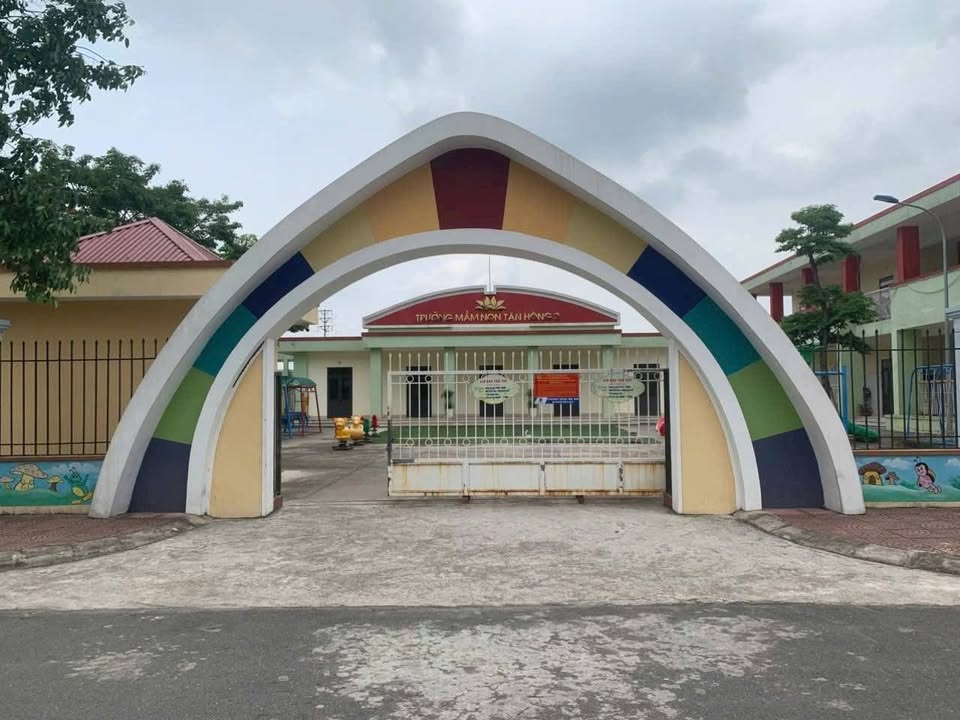 Đất nền Tân Hồng - Từ Sơn 96m² giá 4.1 tỷ - Pháp lý rõ ràng, tiện ích đầy đủ!