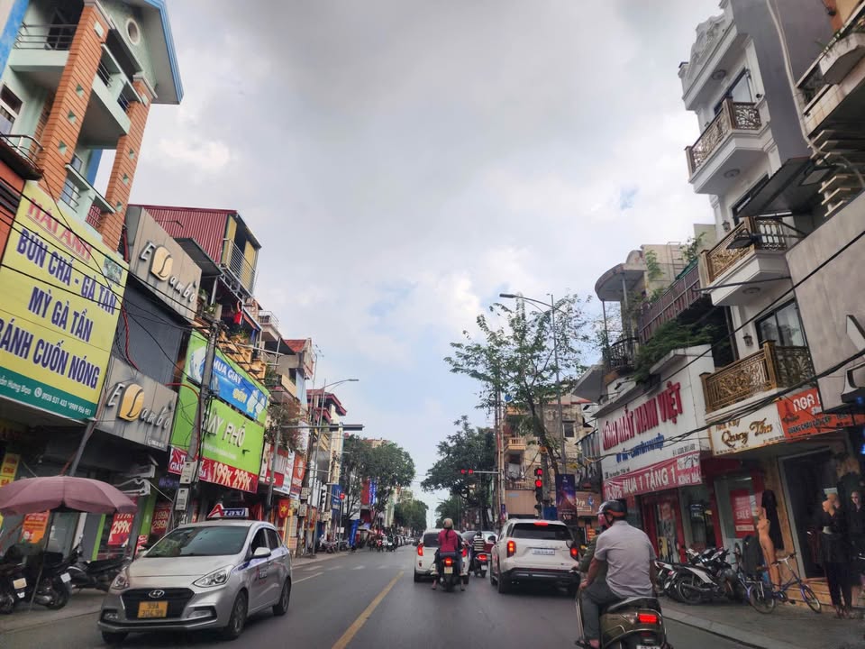 Bán nhà mặt phố Trần Hưng Đạo, TP Bắc Ninh, 71.3m² - Kinh doanh sầm uất!