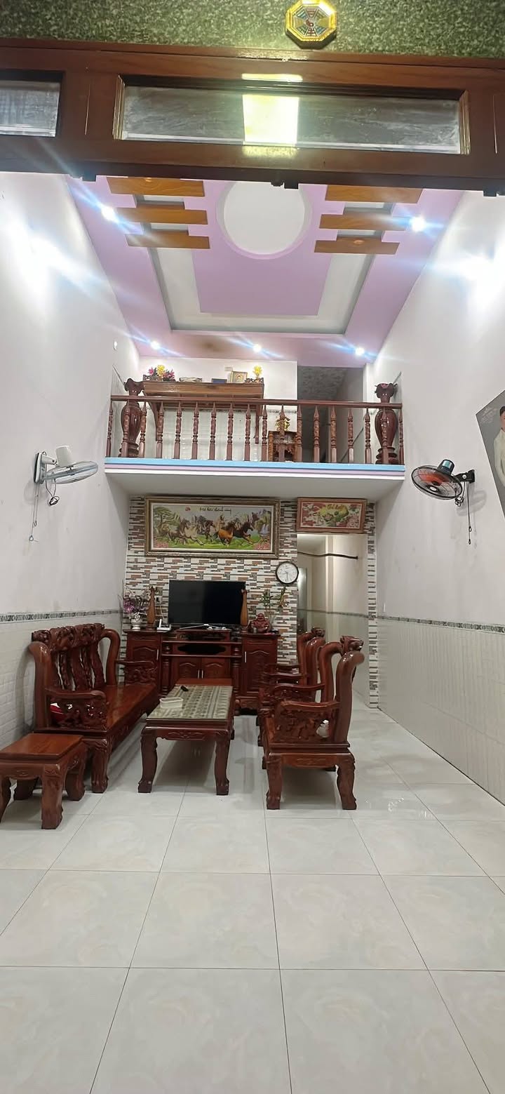 Nhà gác lửng tại Phước Tân, Biên Hòa 80m² giá 1.15 tỷ - Kiến trúc kiên cố, sẵn sàng ở ngay!