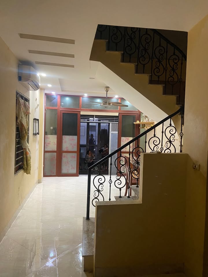 Nhà cho thuê tại ngõ 125 Bùi Xương Trạch, 50m² giá 5 triệu - Dọn vào ở ngay!